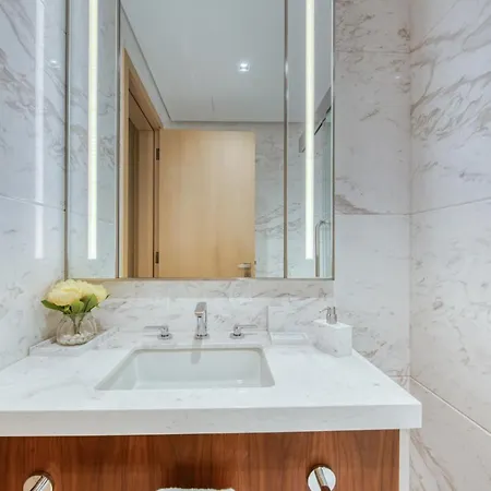 Rh- A Stylish Home Away From Home, Spacious 02 Bedroom Near Dubai Mall Exterior photo