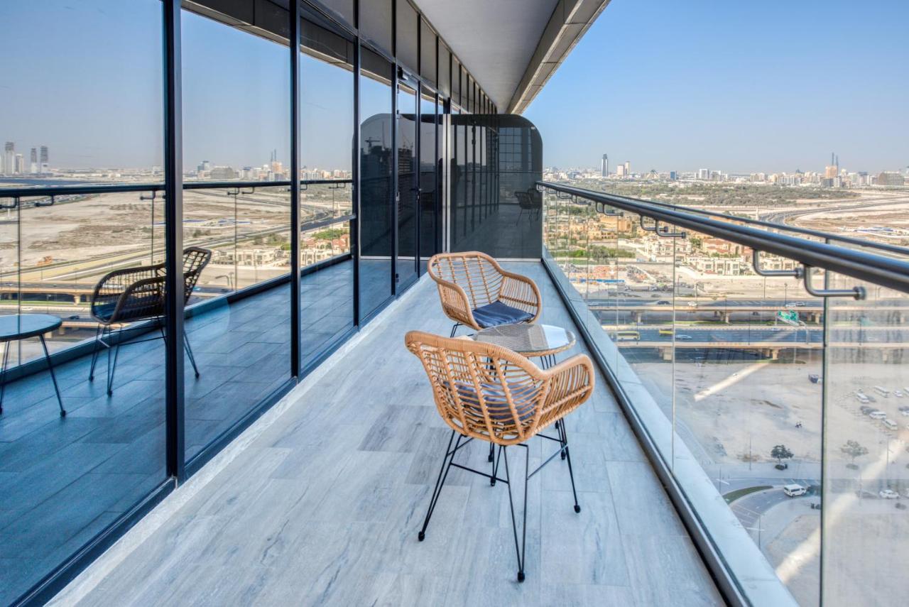 Апартаменты Rh- A Stylish Away From Home, Spacious 02 Bedroom Near Mall Дубай