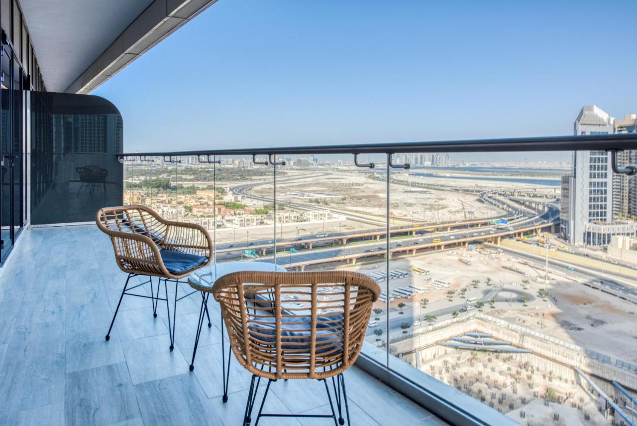Апартаменты Rh- A Stylish Away From Home, Spacious 02 Bedroom Near Mall