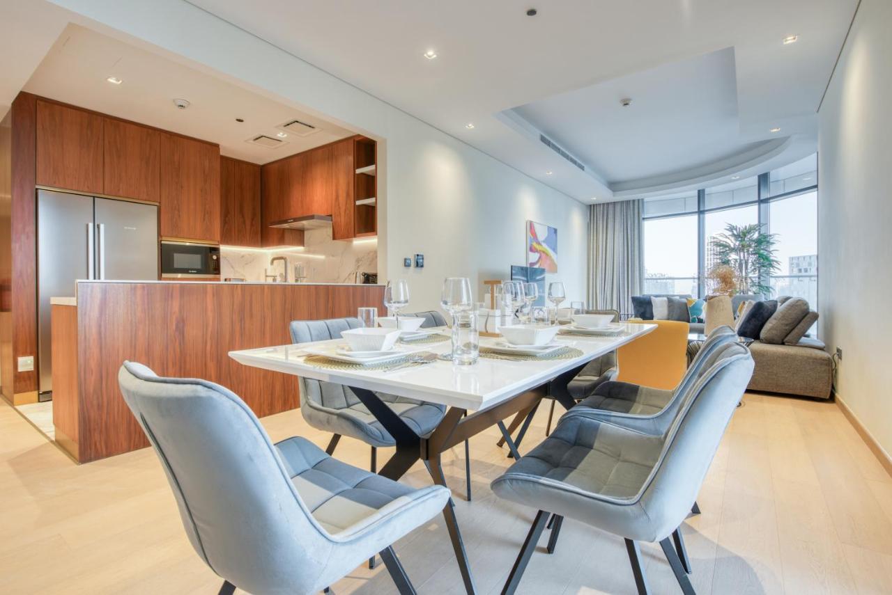 Rh- A Stylish Away From Home, Spacious 02 Bedroom Near Mall Апартаменты