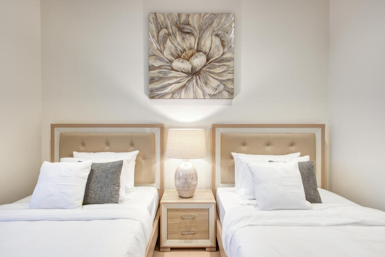 Rh- A Stylish Away From Home, Spacious 02 Bedroom Near Mall Апартаменты