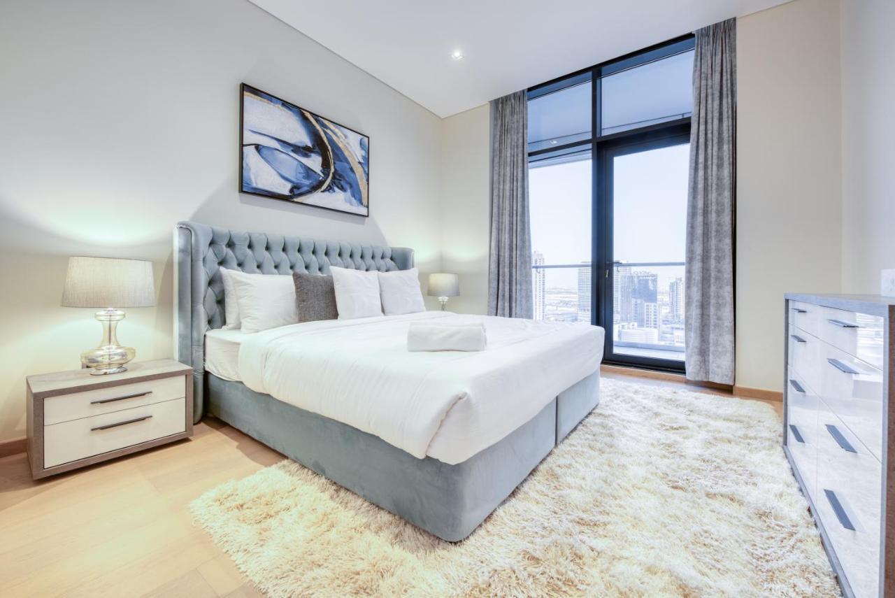 Rh- A Stylish Away From Home, Spacious 02 Bedroom Near Mall Апартаменты