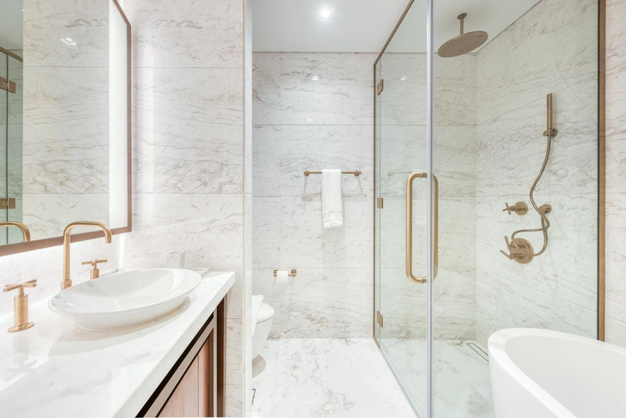 Rh- A Stylish Away From Home, Spacious 02 Bedroom Near Mall Апартаменты Дубай
