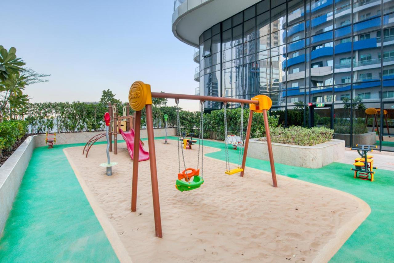 Rh- A Stylish Away From Home, Spacious 02 Bedroom Near Mall Апартаменты